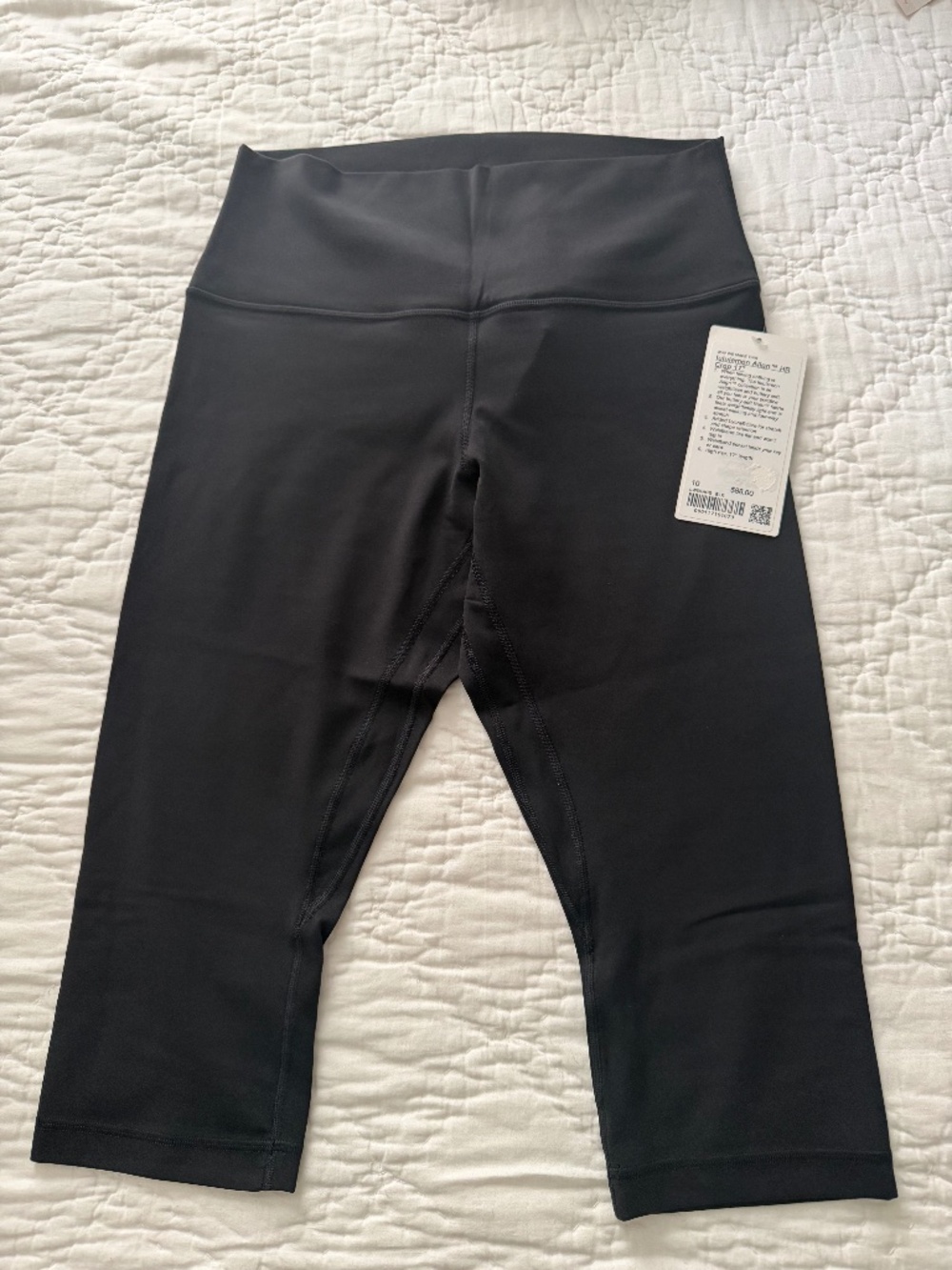 Lululemon Align HR Crop 17" Black NWT size 10